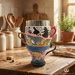 Disfruta de un toque mágico y original en tu cocina con esta copa decorativa de Alice in Wonderland, cada detalle evoca el espíritu de la hora del té más disparatada. Con su diseño inspirado en los personajes y escenas del cuento clásico