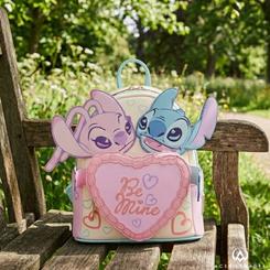 Un diseño que conquista desde el primer vistazo y transmite la magia más cuidada de Disney convierte esta mochila Disney Loungefly en una pieza especial dentro del universo del cine y la animación. 