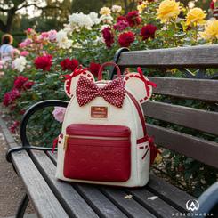 El diseño icónico de Minnie Mouse se transforma en una pieza de moda irresistible con esta mochila Disney Loungefly Minnie Mouse, creada para destacar en el día a día con un equilibrio perfecto entre estilo