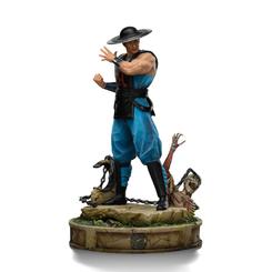 La disciplina y el poder del legendario monje guerrero cobran vida con la estatua Art Scale 1/10 de Kung Lao, uno de los luchadores más icónicos de Mortal Kombat. 