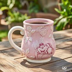 Color pastel y sonrisa traviesa que alegra cada sorbo: la Taza Cheshire Alicia en el País de las Maravillas Disney celebra al gato más icónico con grabados en relieve sobre acabado rosa y un asa cómoda que invita a disfrutar del café
