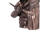 02-Assassins-Creed-Valhalla-Busto-Ezio-Bronce-30-cm.jpg