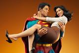10-DC-Comics-Diorama-Superman--Lois-Lane-56-cm.jpg