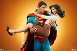 12-DC-Comics-Diorama-Superman--Lois-Lane-56-cm.jpg