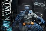 05-DC-Comics-Estatua-13-Throne-Legacy-Collection-Batman-Tactical-Throne-Economy-.jpg