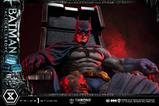 09-DC-Comics-Estatua-13-Throne-Legacy-Collection-Batman-Tactical-Throne-Economy-.jpg