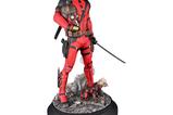 02-Deadpool--Wolverine-Premier-Collection-Estatua-17-Deadpool-28-cm.jpg