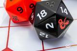 01-Dungeons--Dragons-Salero-y-Pimentero-3D-Dice.jpg