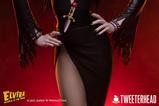 08-Elvira-Mistress-of-the-Dark-Estatua-14-Elvira-48-cm.jpg