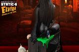 14-elvira-mistress-of-the-dark-estatua-16-pvc-static6-elvira-42-cm.jpg