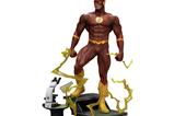 13-estatu- legacy-replica-flash.jpg
