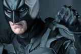 06-Figura-batman-bruce-wayne-The-Dark-Knight-Rises.jpg