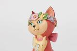 02-Figura-Dinah-con-corona-de-Flores.jpg