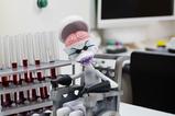 01-figura-dr-finkelstein-showcase.jpg