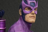 06-figura-fine-art-hawkeye-marvel-classic-avengers.jpg