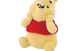 02-figura-flocked-winnie-the-pooh.jpg