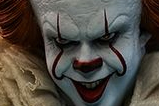 05-Figura-Pennywise-masterpiece.jpg