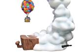 06-figura-pixar-up-levitating-house.jpg