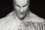 01-Figura-The-Dark-Knight-Memorial-Master-Craft.jpg