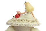 03-figura-white-woodland-alice-in-wonderland.jpg