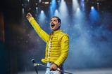 08-Freddie-Mercury-Figura-Freddie-Mercury-Yellow-Jacket-18-cm.jpg