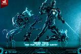13-Iron-Man-2-Figura-16-Neon-Tech-Iron-Man-with-SuitUp-Gantry-32-cm.jpg