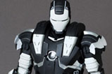 05-Iron-Man-2-masterpiece-war-machine.jpg