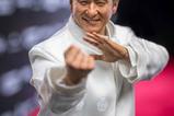 04-Jackie-Chan-Figura-16-Jackie-Chan--Legendary-Edition-30-cm.jpg