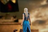 04-juego-de-tronos-deluxe-gallery-estatua-pvc-daenerys-targaryen-24-cm.jpg