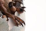 09-Jurassic-Park-Rplica-Velociraptor-Hatching-Egg-24-cm.jpg
