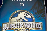 02-Jurassic-World-Deluxe-Kit.jpg