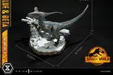 15-Jurassic-World-Dominion-Estatua-Legacy-Museum-Collection-16-Blue--Beta-Bonu.jpg