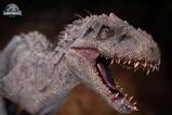 21-Jurassic-World-Estatua-112-Indominus-Rex-139-cm.jpg