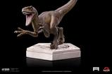 02-Jurassic-World-Icons-Estatua-Velociraptor-A-9-cm.jpg