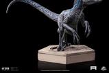 08-jurassic-world-icons-estatua-velociraptor-b-blue-7-cm.jpg