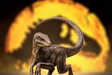 01-jurassic-world-icons-estatua-velociraptor-c-7-cm.jpg