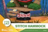01-Lilo--Stitch-Diorama-PVC-DStage-Stitch-Hammock-13-cm.jpg