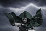 02-Marvel-Figura-SHFiguarts-Doctor-Doom-Avengers-Doomsday-16-cm.jpg