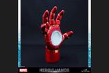 03-Marvel-Heroic-Hands-Estatua-tamao-real--2A-Iron-Man-23-cm.jpg