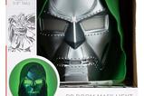 03-Marvel-Universe-Lmpara-Dr-Doom-Mask-22-cm.jpg
