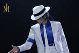 06-Michael-Jackson-Figura-16-34-cm.jpg