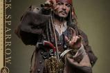 11-piratas-del-caribe-la-venganza-de-salazar-figura-dx-16-jack-sparrow-deluxe-.jpg