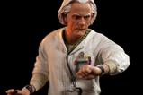 12-regreso-al-futuro-estatua-110-art-scale-doc-brown-22-cm.jpg