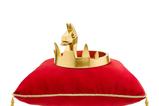 02-Replica-Victory-Crown-Fortnite.jpg