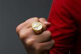 03-set-de-anillo-y-pin-de-the-flash.jpg