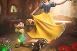 01-snow-white-and-the-seven-dwarfs-estatua-110-art-scale-snow-white-and-dopey-21.jpg
