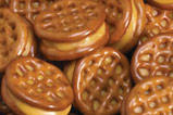 01-Snyder's-queso-cheddar-sandwiches-Pretzels.jpg