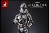 02-Star-Wars-Figura-16-Clone-Trooper-Chrome-Version-30-cm.jpg