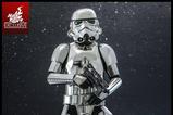 06-Star-Wars-Figura-Movie-Masterpiece-16-Stormtrooper-Chrome-Version-30-cm.jpg