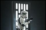 04-Star-Wars-Figura-Movie-Masterpiece-16-Stormtrooper-with-Death-Star-Environmen.jpg